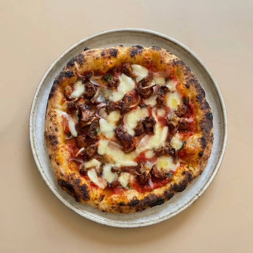 Moodang BBQ Chicken wood-fired pizza