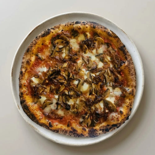Moodang Caramelized Onion and Funghi wood-fired pizza